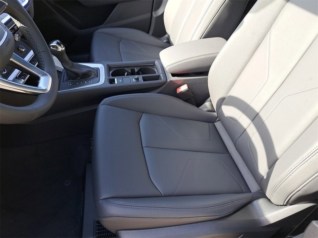 New 2025 Audi Q3 2.0T Premium image 18