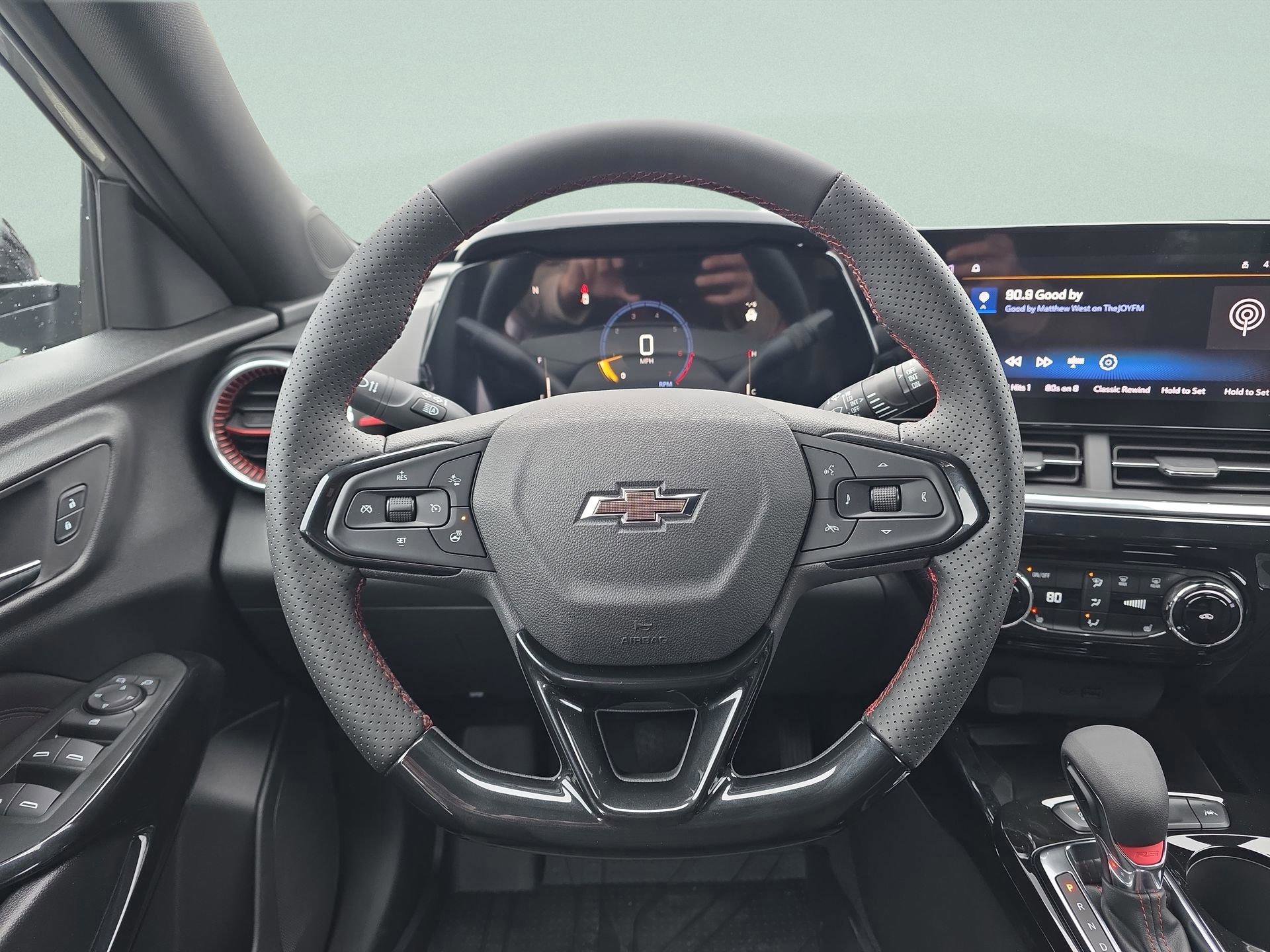 New 2026 Chevrolet Trax RS w/ Sunroof Package image 28