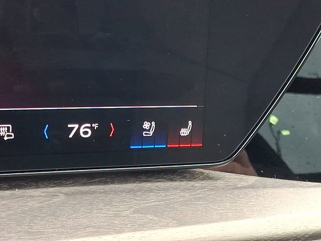 Certified 2025 Audi Q5 Premium Plus image 22