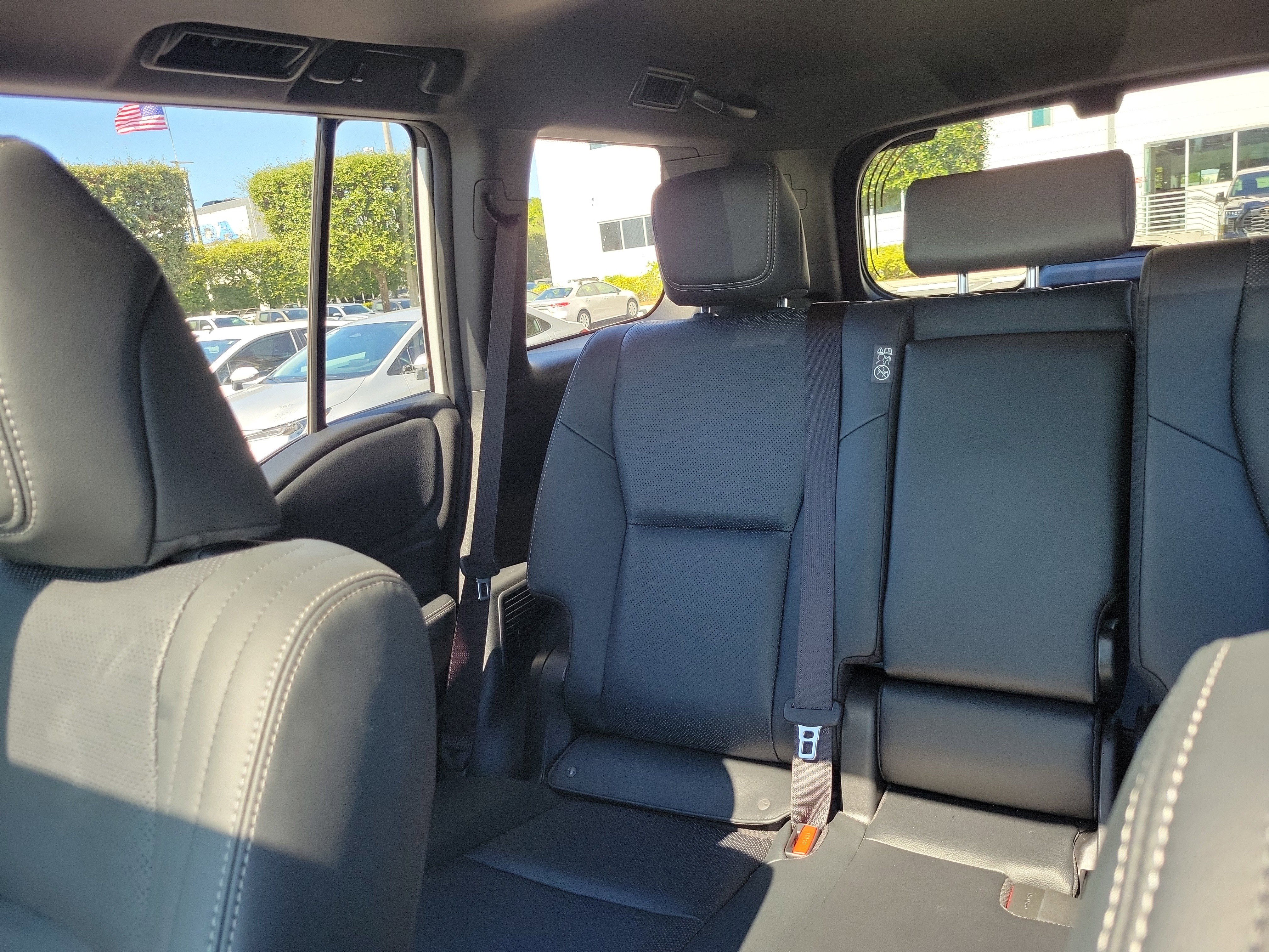 Used 2025 Toyota Land Cruiser image 20