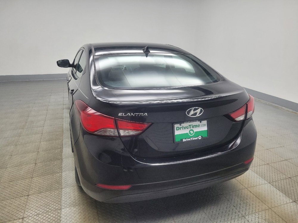 Used 2015 Hyundai Elantra SE w/ Option Group 03 FWD image 6