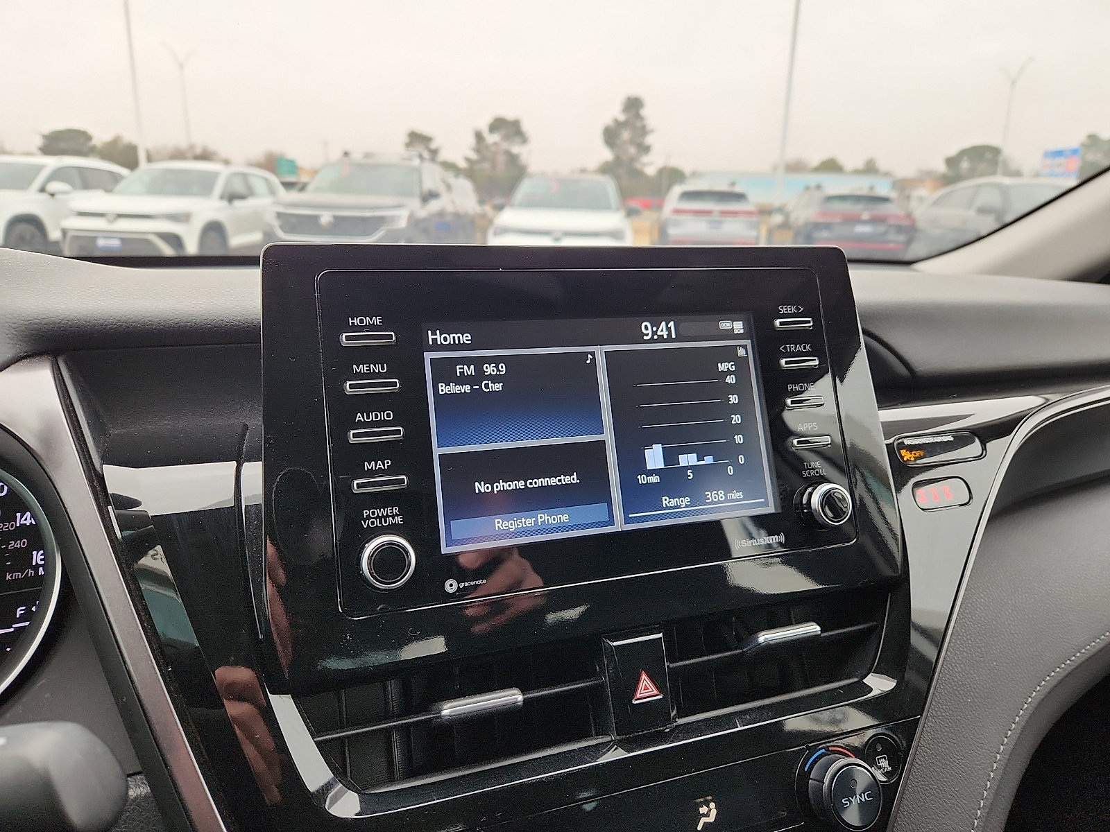 Used 2024 Toyota Camry LE image 19