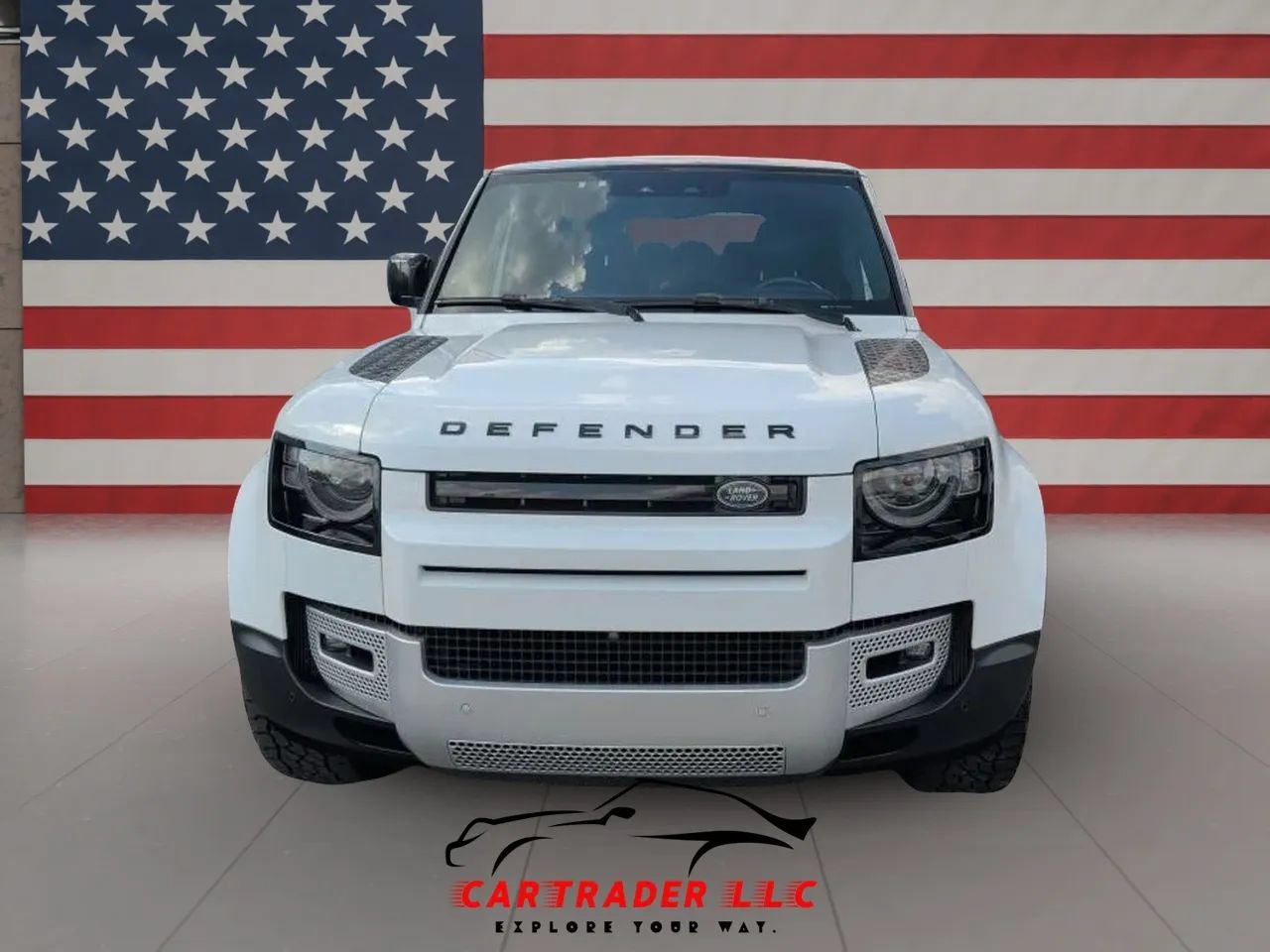 Used 2021 Land Rover Defender 110 SE AWD/4WD image 2