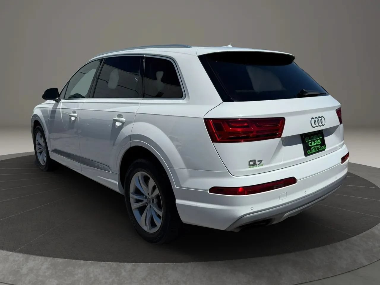 Used 2019 Audi Q7 3.0T Premium w/ Convenience Package AWD/4WD image 7