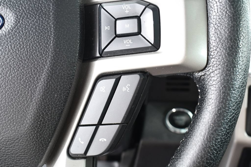 Used 2016 Ford F150 Lariat w/ Equipment Group 502A Luxury AWD/4WD image 33