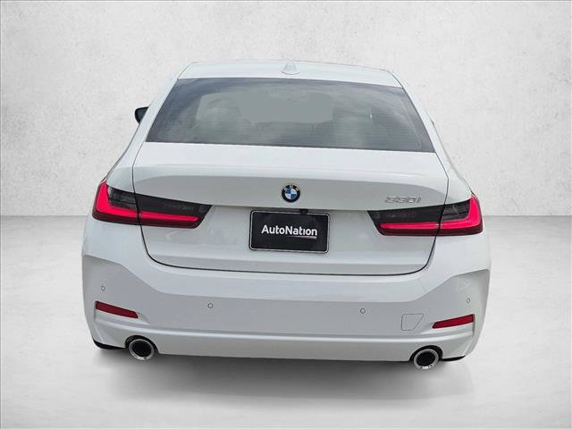 Used 2025 BMW 330i Sedan w/ M Sport Package RWD image 4