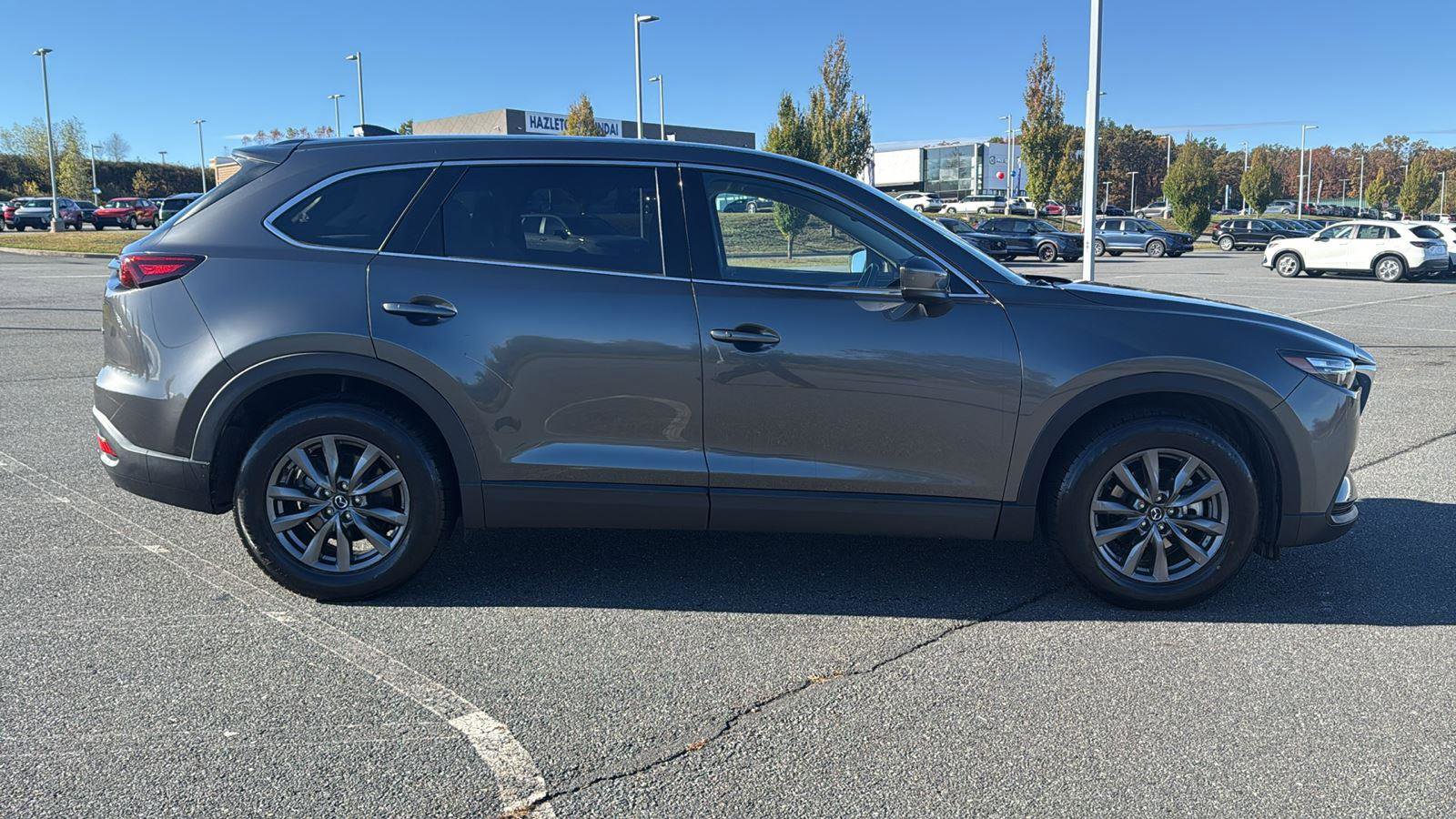 Used 2022 MAZDA CX-9 Touring image 4