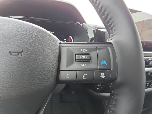 New 2026 Nissan Pathfinder SL image 12