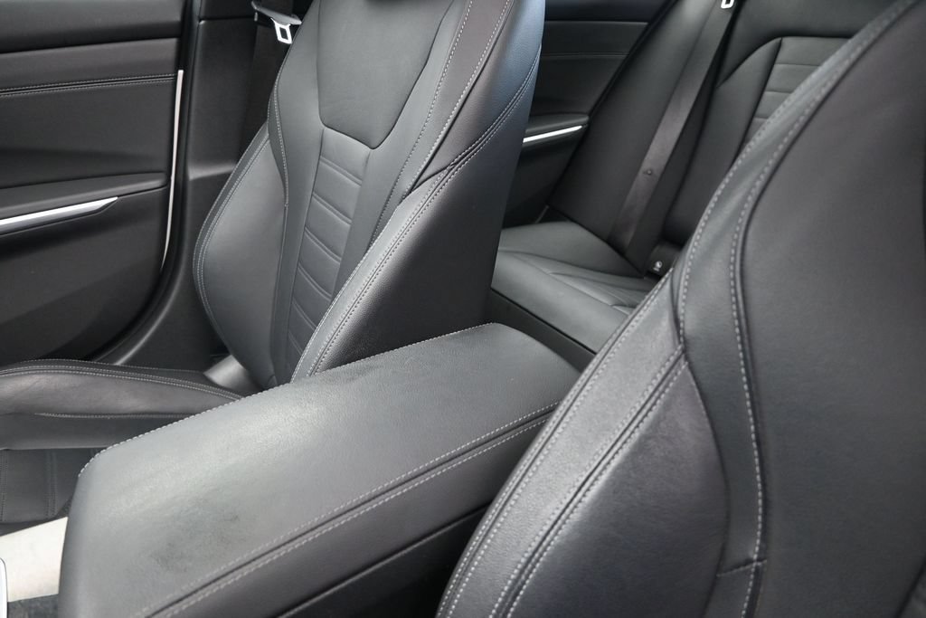 Used 2020 BMW 330i Sedan w/ Executive Package RWD image 14