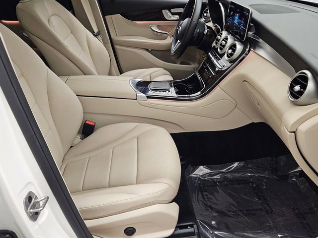 Used 2022 Mercedes-Benz GLC 300 image 17