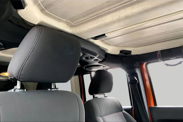 Used 2011 Jeep Wrangler Unlimited Sport image 23