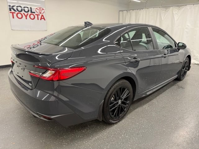 Certified 2025 Toyota Camry SE w/ Convenience Package AWD/4WD image 2