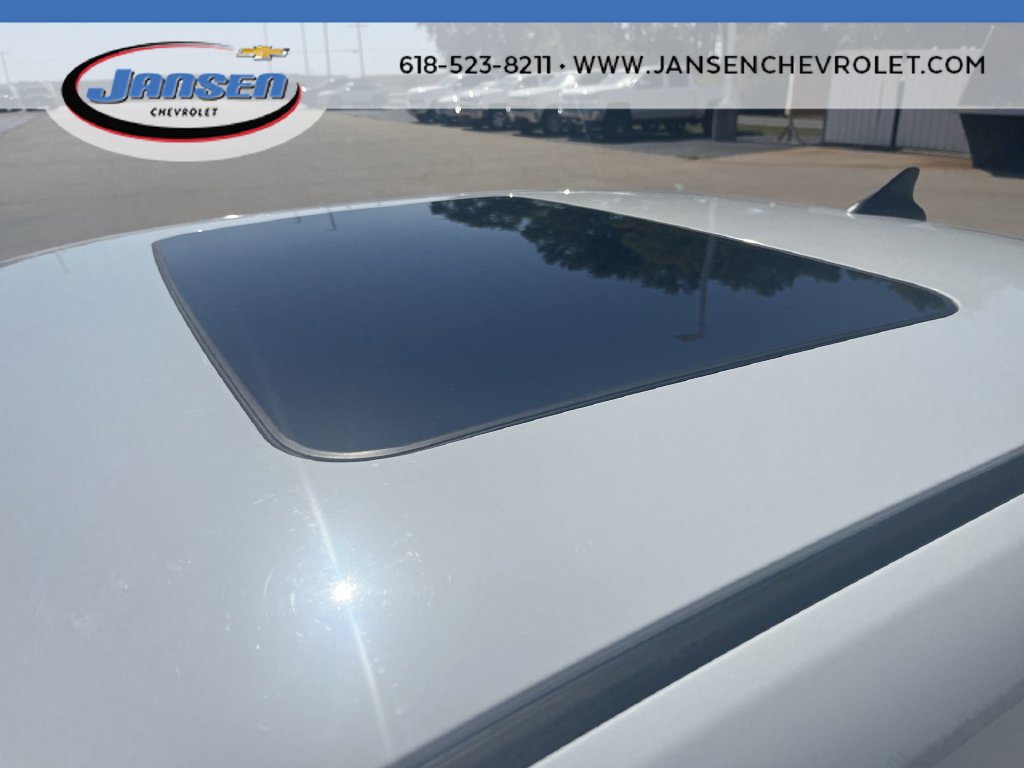 Used 2015 Chevrolet Camaro LT w/ 1LT Preferred Package RWD image 18