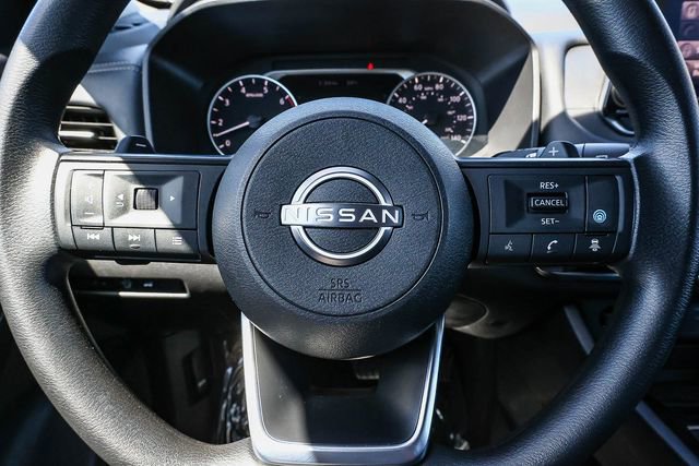 Used 2024 Nissan Rogue SV AWD/4WD image 25