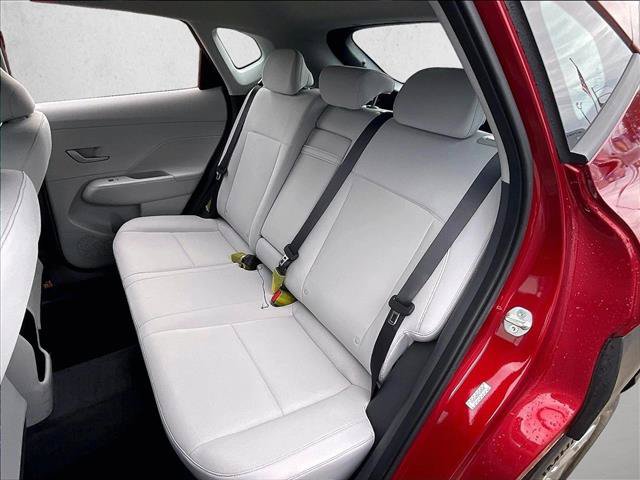 Used 2024 Hyundai Kona SE FWD image 28