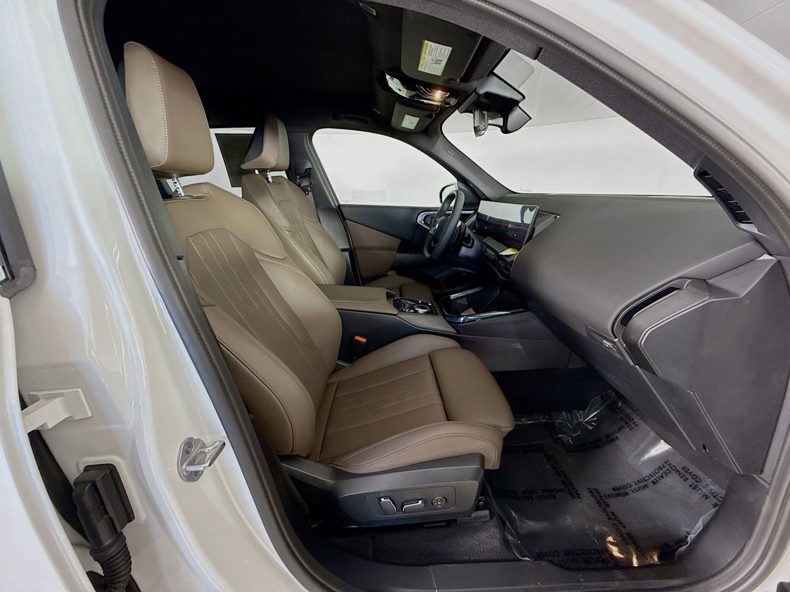 Used 2025 BMW X3 xDrive30i w/ Premium Package image 28