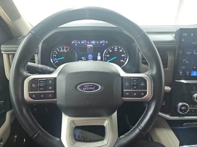 Used 2024 Ford Expedition Limited AWD/4WD image 7