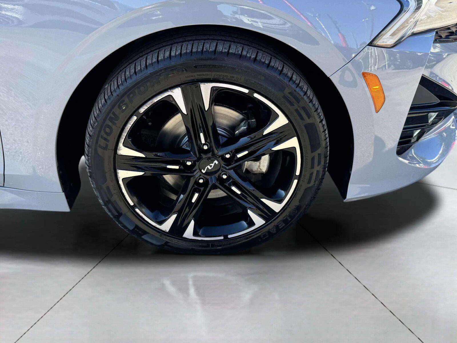 Used 2022 Kia K5 GT-Line AWD/4WD image 55