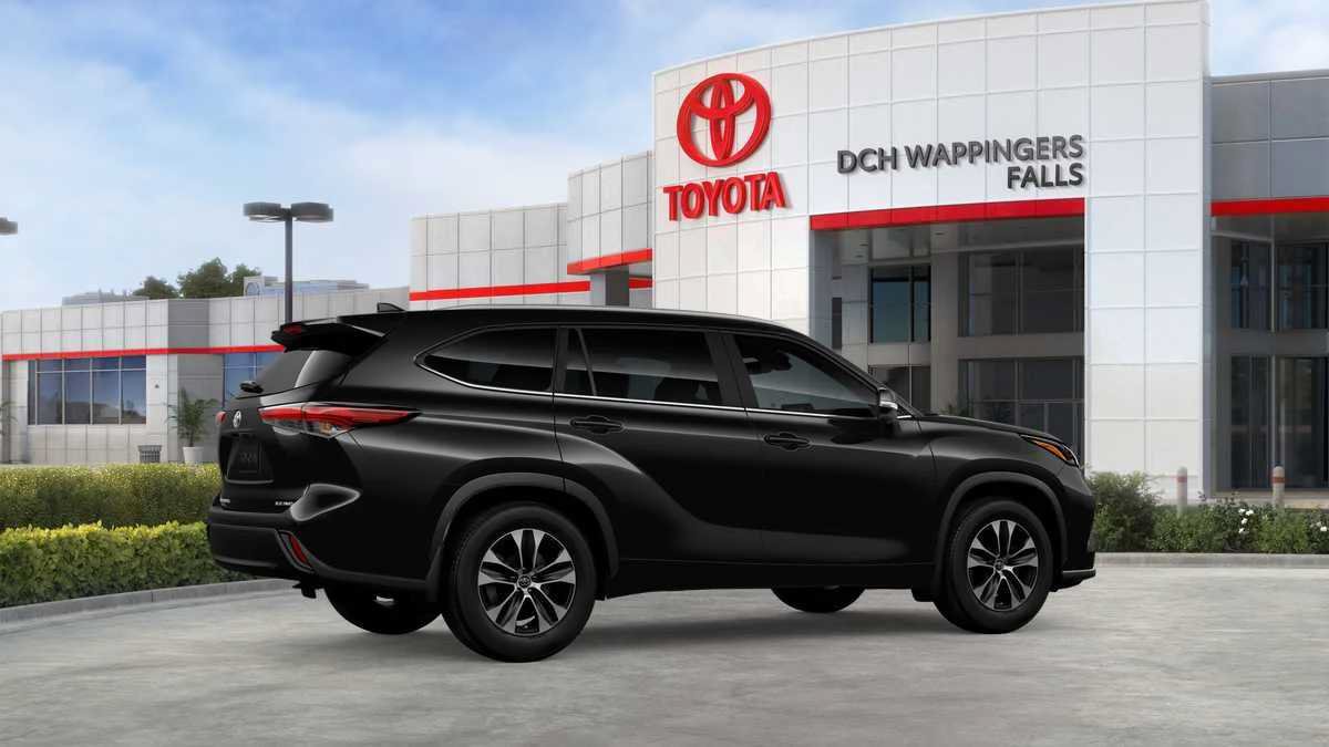 New 2026 Toyota Highlander XLE AWD/4WD image 23