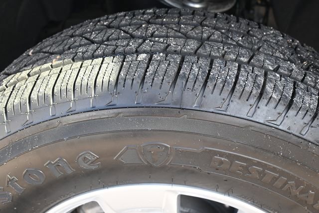 Used 2025 Chevrolet Silverado 1500 LT image 27