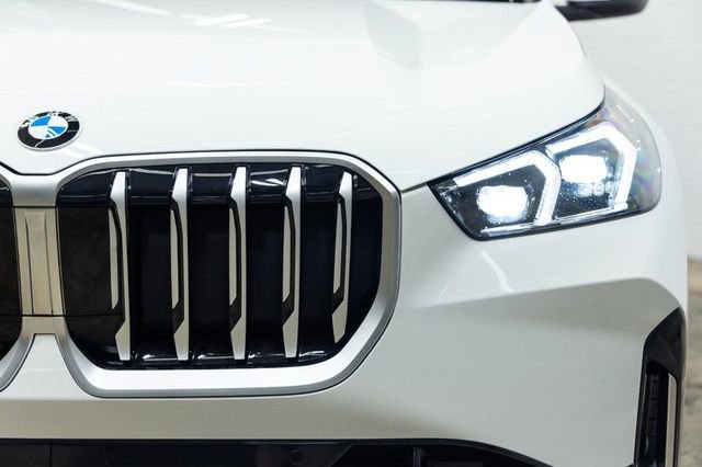 Certified 2025 BMW X1 xDrive28i AWD/4WD image 7
