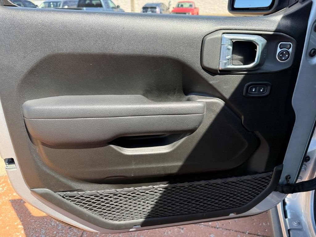 Used 2024 Jeep Gladiator Sport AWD/4WD image 10