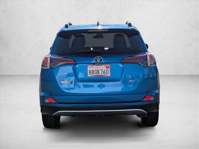Used 2018 Toyota RAV4 XLE image 7