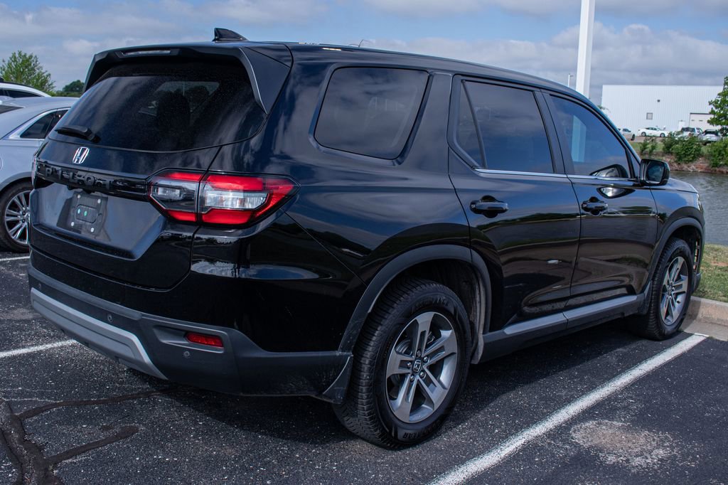 Used 2024 Honda Pilot EX-L image 4