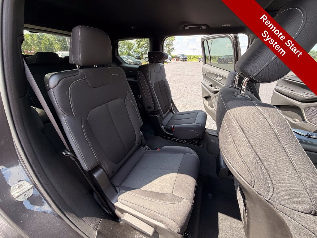 Used 2024 Jeep Grand Cherokee L Laredo w/ Luxury Tech Group I AWD/4WD image 33