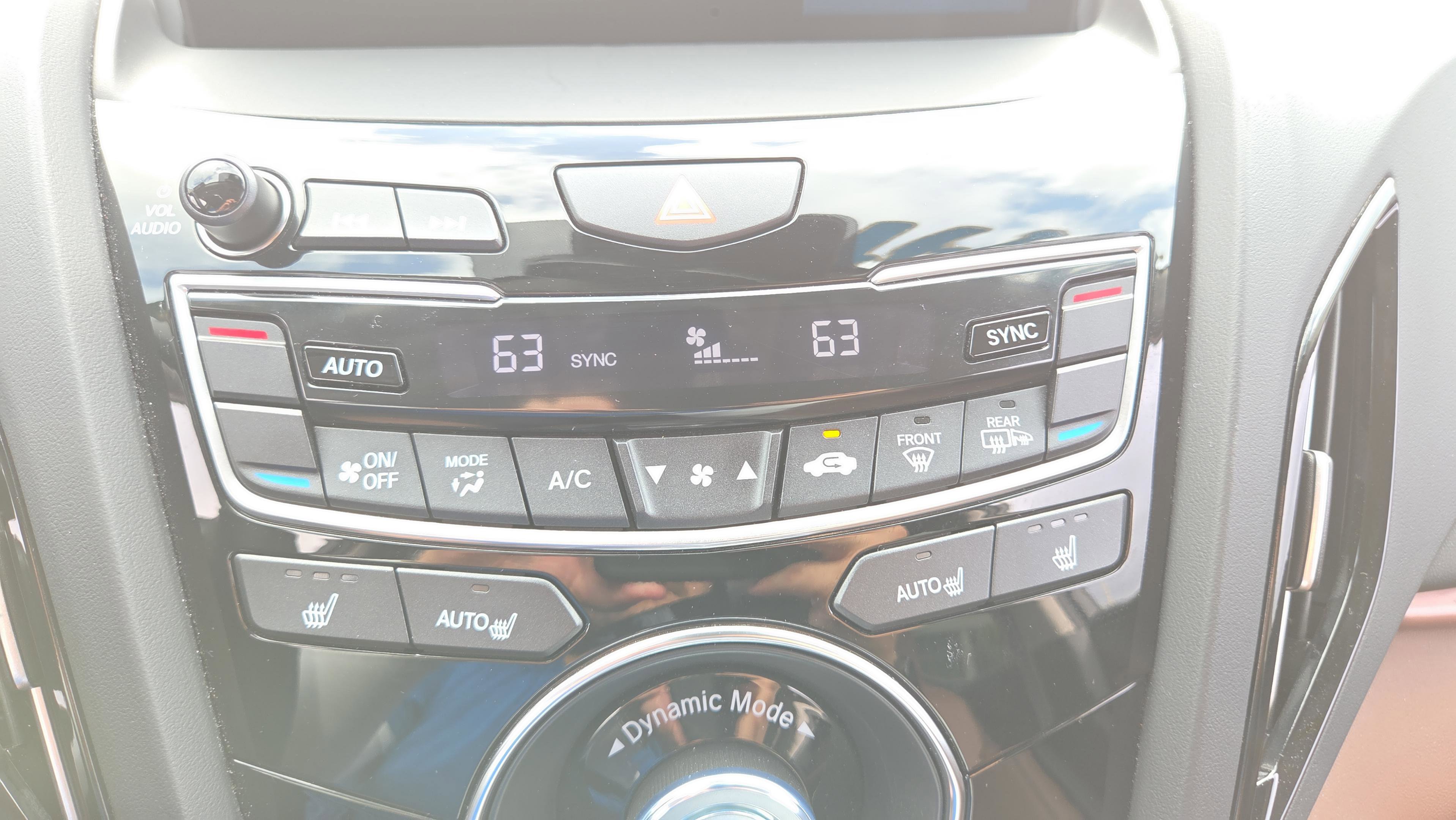 Used 2025 Acura RDX SH-AWD w/ Technology Package image 32