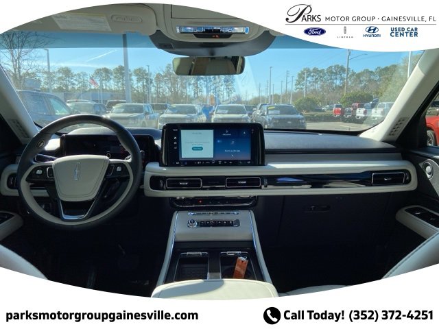 Certified 2025 Lincoln Aviator Reserve image 19