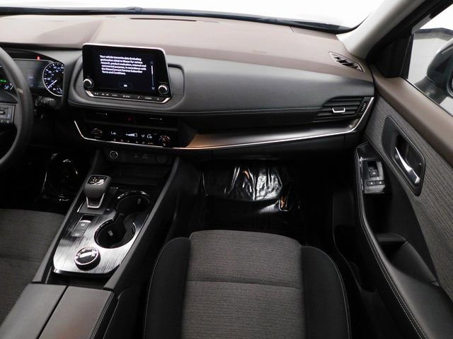 Certified 2023 Nissan Rogue SV image 33