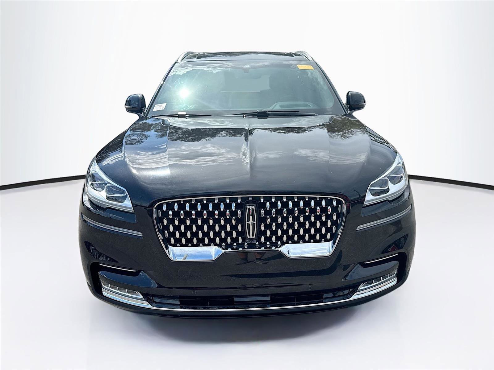 Used 2023 Lincoln Aviator Black Label w/ Dynamic Handling Package AWD/4WD image 8