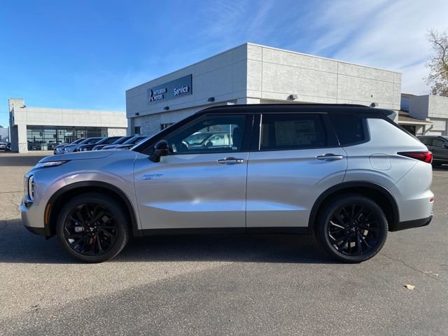 New 2025 Mitsubishi Outlander SEL Black Edition image 2