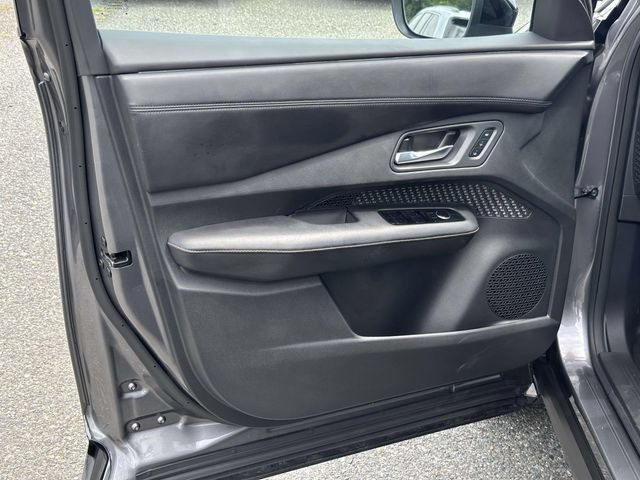 Used 2023 Nissan Ariya FWD image 13