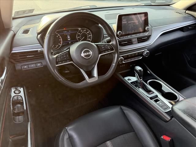 Used 2023 Nissan Altima 2.5 SR AWD/4WD image 7
