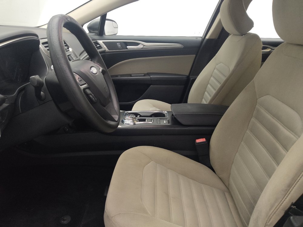 Used 2017 Ford Fusion S FWD image 17