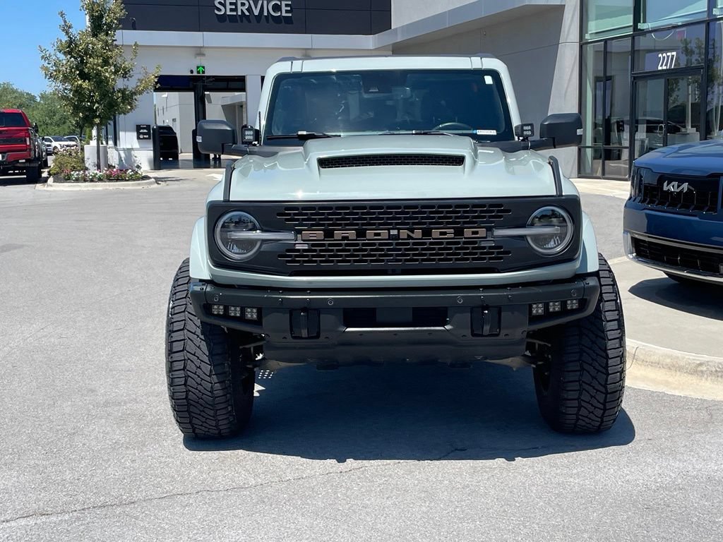 Used 2023 Ford Bronco Badlands w/ Sasquatch Package AWD/4WD image 2