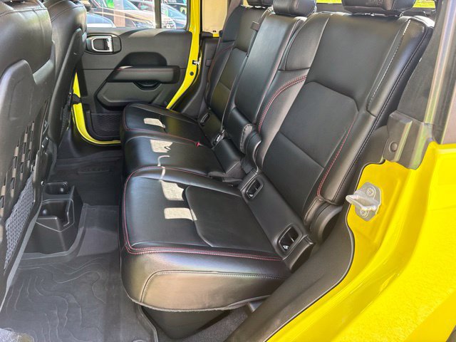 Used 2023 Jeep Gladiator Rubicon w/ LED Lighting Group AWD/4WD image 7