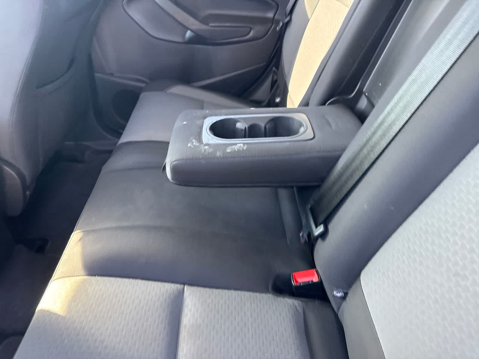 Used 2018 Ford Escape SE FWD image 18