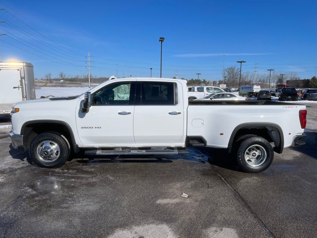 Used 2020 Chevrolet Silverado 3500 LTZ w/ LTZ Convenience Package AWD/4WD image 4