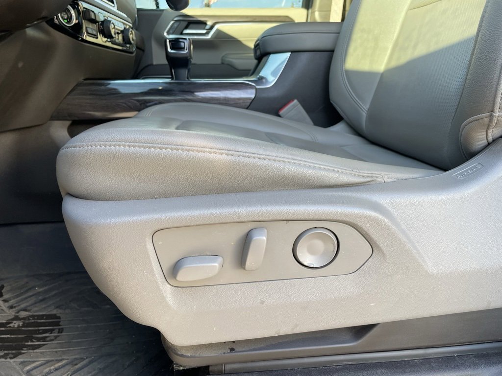 Used 2022 Chevrolet Silverado 1500 LTZ w/ LTZ Premium Package image 11