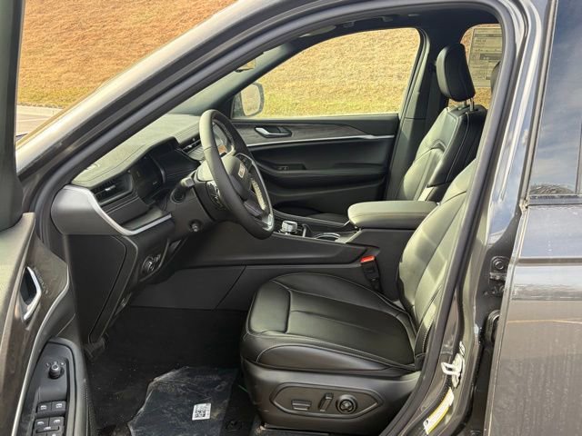 New 2026 Jeep Grand Cherokee Limited image 16