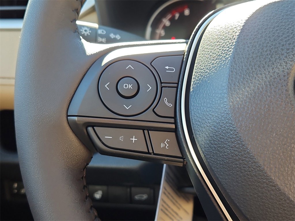 New 2025 Toyota RAV4 XLE image 17