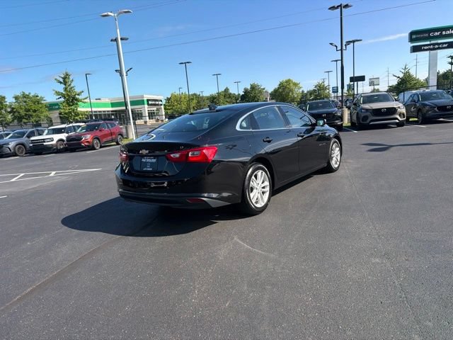 Used 2018 Chevrolet Malibu LT FWD image 8