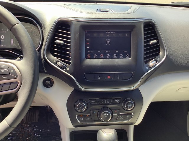 Used 2021 Jeep Cherokee Latitude Lux w/ Trailer Tow Group image 17