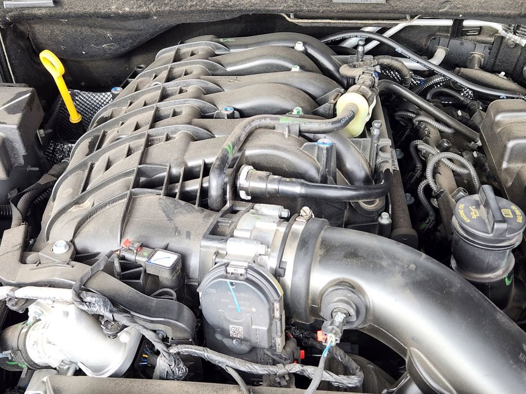 Used 2025 Dodge Durango GT image 18