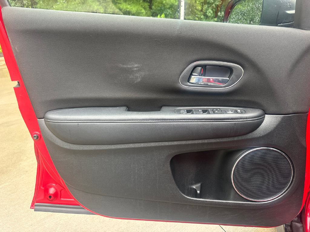 Used 2016 Honda HR-V EX image 13
