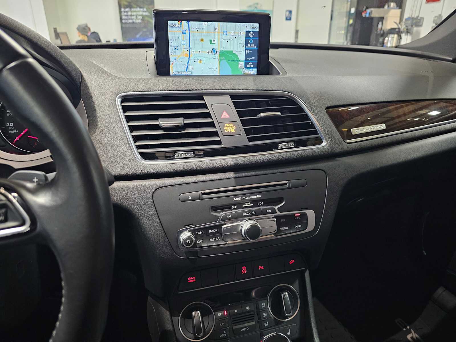 Used 2016 Audi Q3 2.0T Prestige w/ Prestige Package image 29