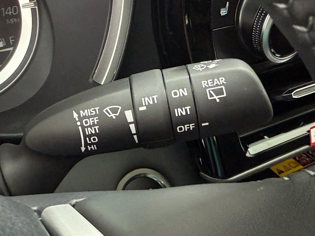 New 2026 Toyota Highlander XLE image 12